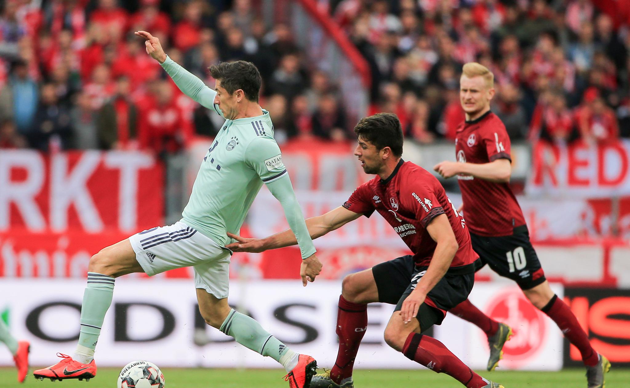 集装箱船 container-shipping